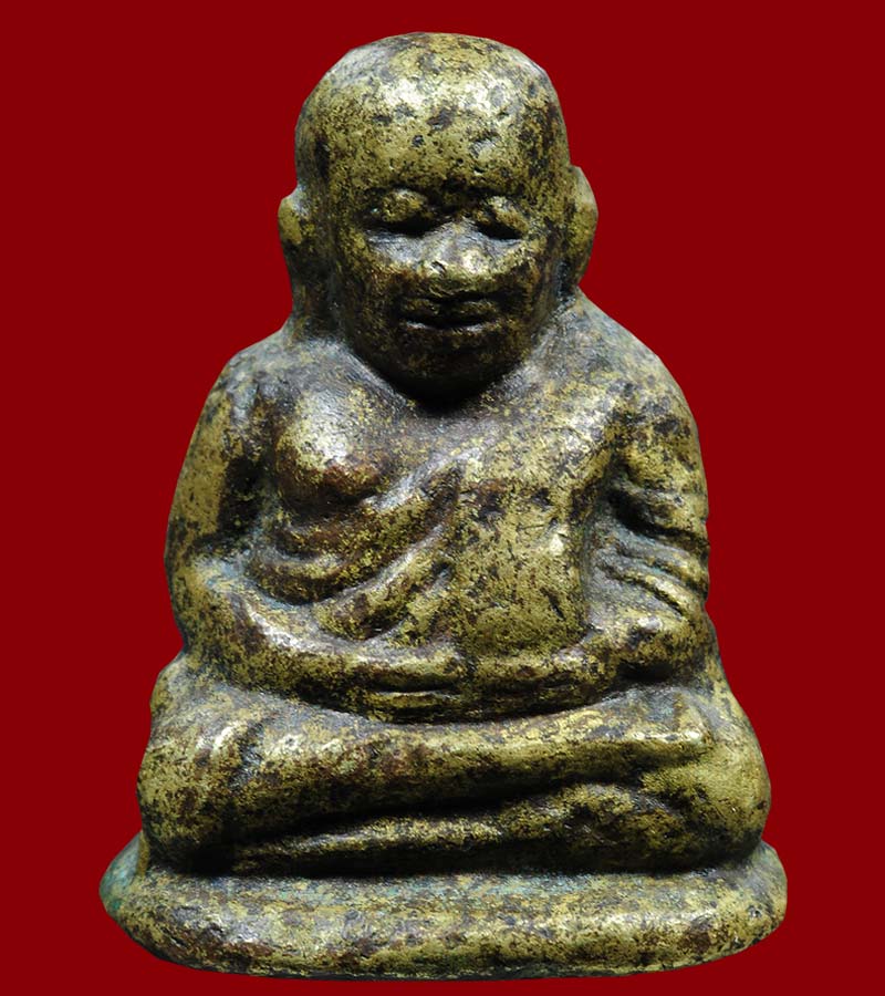 หลวงพ่อเงิน วัดบางคลาน จังหวัด พิจิตร รุ่นปืนแตก พิมพ์นิยม เศ ียรโต ปี ๒๕๒๘ (๑)