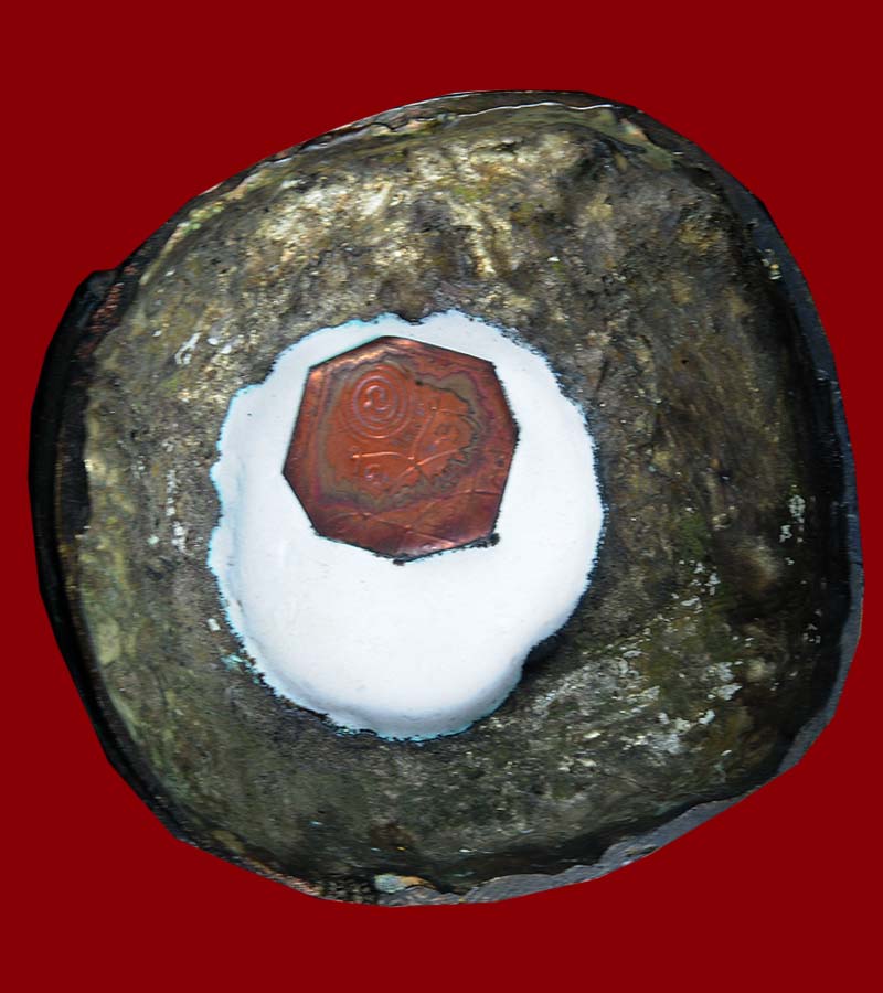 พระบูชา หลวงพ่อคูณ ปริสุทโธ ขนาดหน้าตัก ๓ นิ้ว สูง ๔.๕ นิ้ว วัดบ้านไร่  อ.ด่านขุนทด จ.นครราชสีมา  