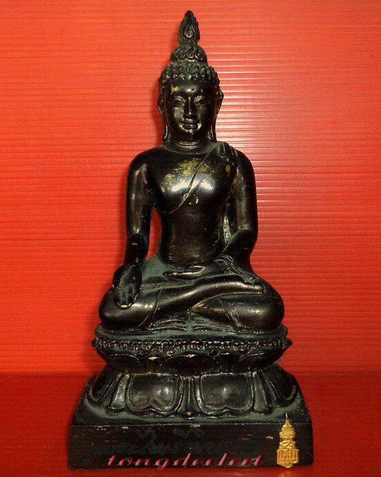 พระบูชาพระไพรีพินาศ ญสส. วัดบวรนิเวศวิหาร สวยมากค่ะ