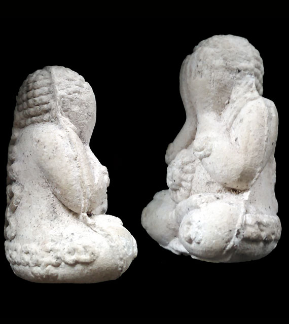 พระปิดตาหลวงปู่หมุน รุ่นไตรมาสรวยทันใจ ปี43 เนื้อผงงาช้าง1โค้ด สวยคม หมายเลขต้นๆ27 กล่องเดิม