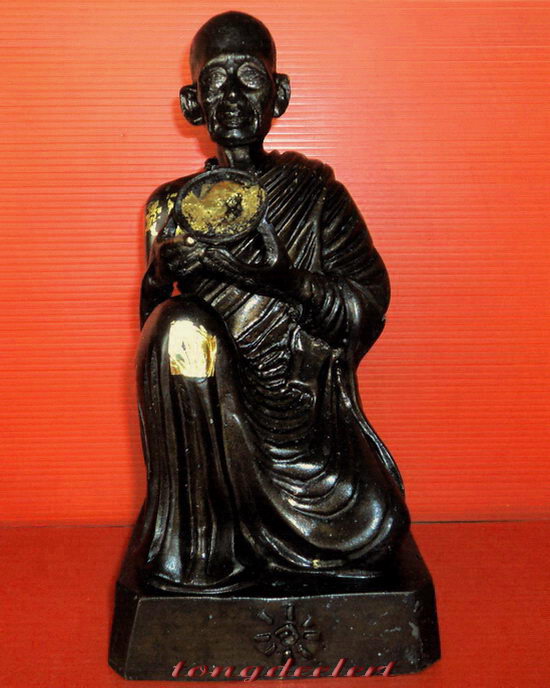 รูปหล่อบูชาหลวงพ่อโอภาสี อาศรมบางมด สวยมากค่ะ