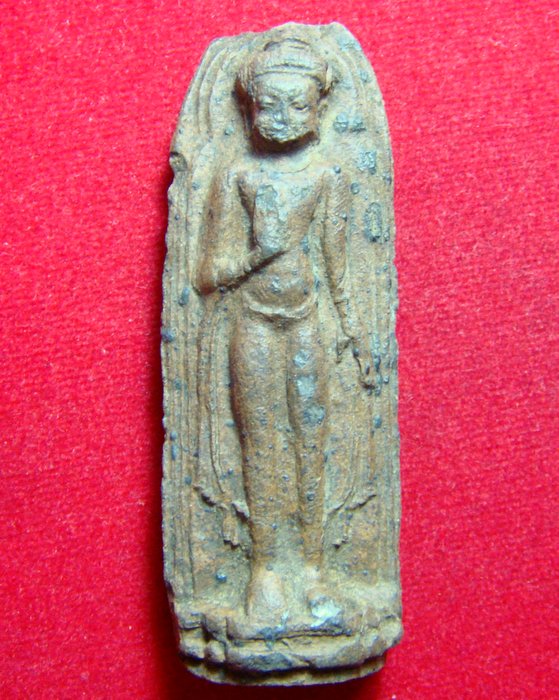 พระร่วงยืน พิมพ์ ประทานพรเนื้อดิน สุโขทัย