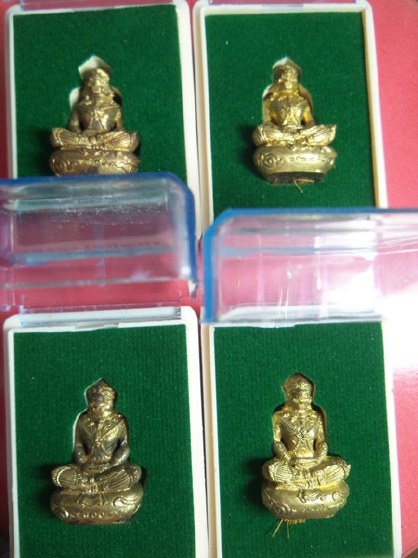 หนุมาน มหาปราบคุมพล หลวงพ่อสาคร ทองระฆัง จำนวน 4 องค์