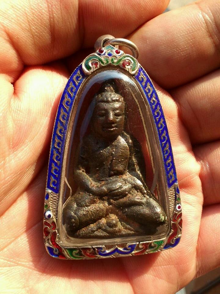 พระกรุเขาจอมทอง จ.นครศรีธรรมราช เลี่ยมตลับเงิน