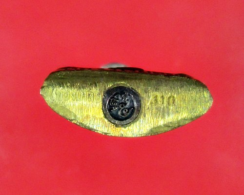 หลวงพ่อลออ รูปเหมือนปั้มลอยองค์พิมพ์นิ้วกระดก เสารฺ5มหาลาภ