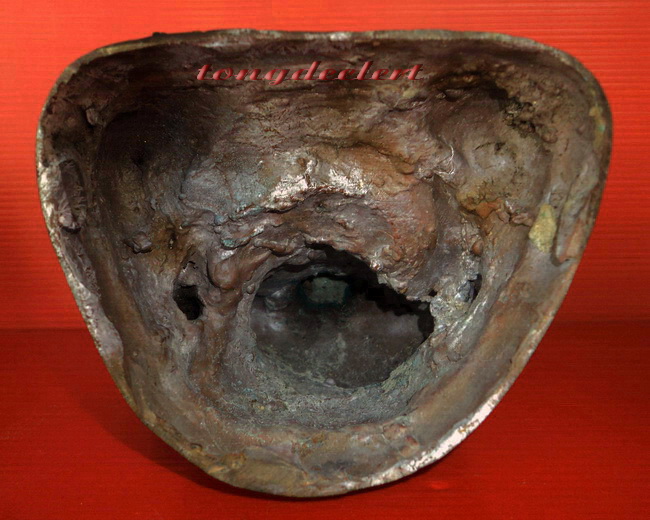 รูปหล่อบูชาหลวงพ่อทอง วัดเขากบ จ.นครสวรรค์