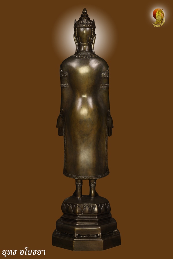 พระสมเด็จองค์ปฐมบรมมหาจักรพรรดิ์ปางเปิดโลก