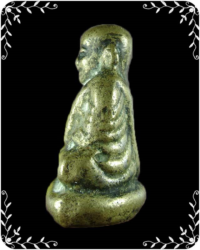 รูปหล่อหลวงพ่อเงิน วัดบางคลาน พิมพ์นิยม