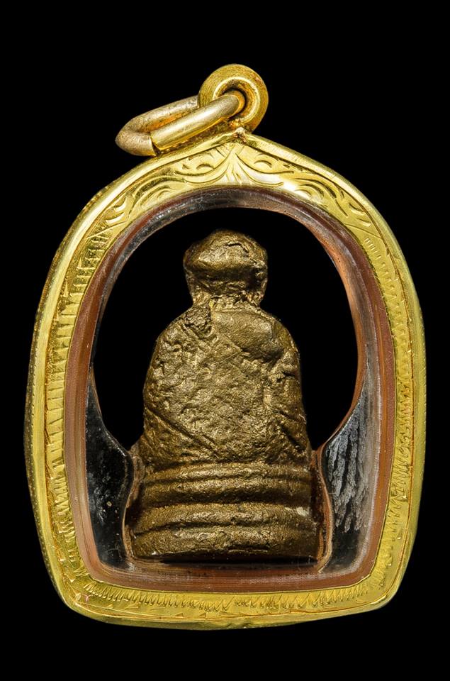 รูปหล่อ ไต้ฮงกง รุ่น2 พิมพ์หมวกกลึง นิยม เนื้อทองเหลือง (ทองผสม) เลี่ยมทองกันน้ำพร้อมบูชา