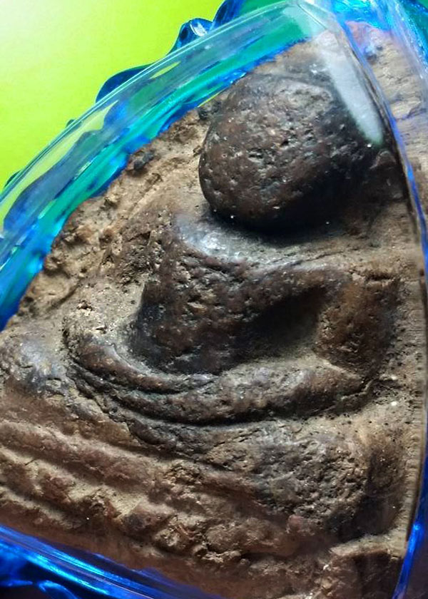 หลวงพ่อโต กรุบางกระทิง พิมพ์สมาธิยอดนิยม จ.พระนครศรีอยุธยา 