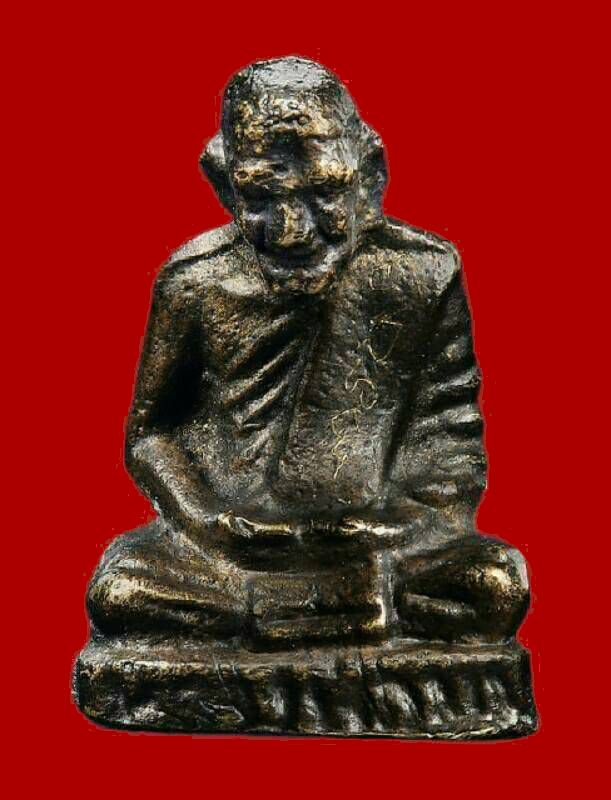 รูปหล่อรุ่นแรก หลวงพ่อมุม อินทปญฺโญ ปี2509 