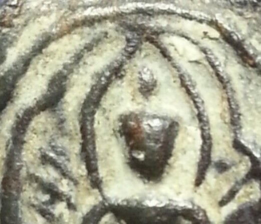 พระกรุวัดเขาจอมคีรีนาคพรต หลวงปู่ศุขปลุกเสก ((เคราะเดียว))