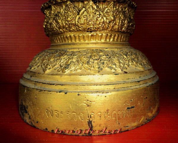 พระบูชาพระร่วงโรจนฤทธิ์ วัดพระปฐมเจดีย์ จ.นครปฐม ปิดทองทั้ง องค์สวยมากค่ะ