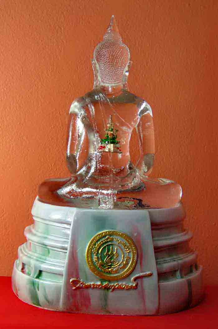 ***พระบูชาพระพุทธโสธร ขนาดหน้าตัก ๕ นิ้ว พระบูชาพระพุทธโสธร ขนาดหน้าตัก ๕ นิ้ว เนื้อเรซิ่นใสสีแก้วใส