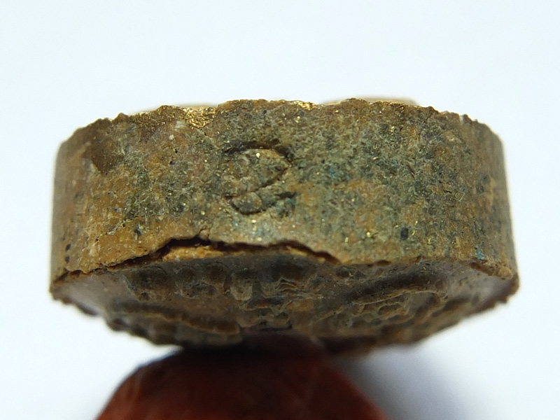 "ปิดตาบัวผุด " หลวงพ่อสิน วัดละหารใหญ่ หมายเลข 52พร้อมกล่อง