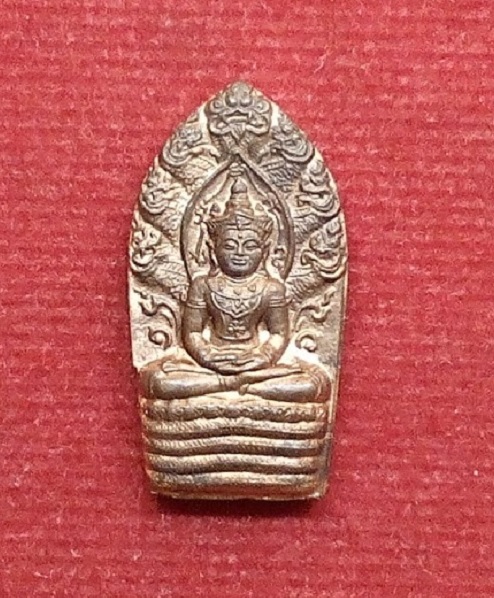 ปรกใบมะขามรุ่นแรก เนื้อทองแดง หลวงปู่ชื้น วัดญาณเสน อยุธยา ปี45...เคาะเดียวแดง...