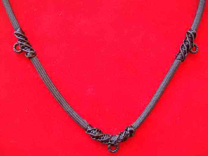 ***สร้อยเชือกร่มถัก 3 ห่วง ความยาว ๒๖ นิ้ว แบบ ๓ ห่วง ๑ เส้นสวยๆ