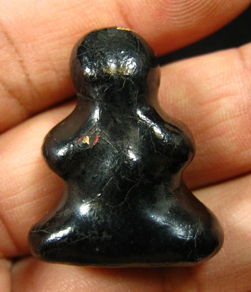 พระปิดตา เนื้อหามวลสารดี สวยไม่ทราบที่ครับ