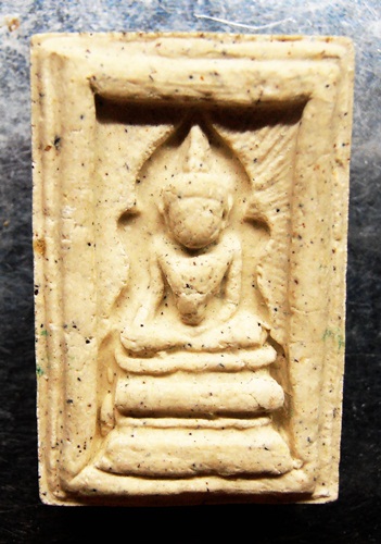 สมเด็จแหวกม่านหลังหลวงพ่อกวย อ.ตั๊ว หลวงปู่หมุน ออกวัดซับลำใย สวยๆครับ