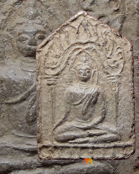 พระชินราชซุ้มเรื่อนแก้ว เนื้อดิน กรุกระต่ายแกลบ วัดเขาพนมเพลิง จ.สุโขทัย(รหัส 1116)