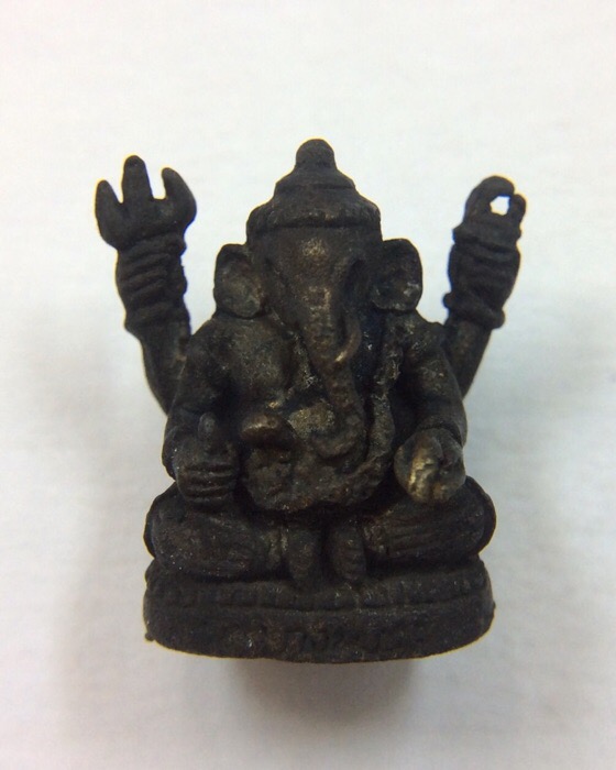 พระพิฆเนศ พิมพ์ลอยองค์ รุ่นบูชาครู หลวงพ่อเปิ่น วัดบางพระ จ.นครปฐม ปี40 เนื้อโลหะ กล่องเดิม