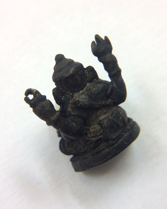 พระพิฆเนศ พิมพ์ลอยองค์ รุ่นบูชาครู หลวงพ่อเปิ่น วัดบางพระ จ.นครปฐม ปี40 เนื้อโลหะ กล่องเดิม