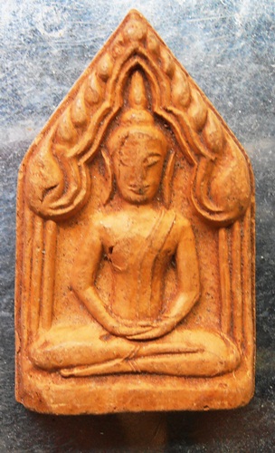 ขุนแผนเนื้อดิน หลวงพ่อตัด วัดชายนาสวยๆครับ