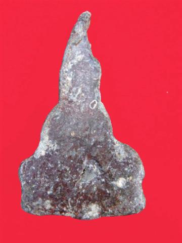 พระท่ากระดานสนิมแดง กรุเก่าศรีสวัสดิ์ จ.กาญจนบุรี