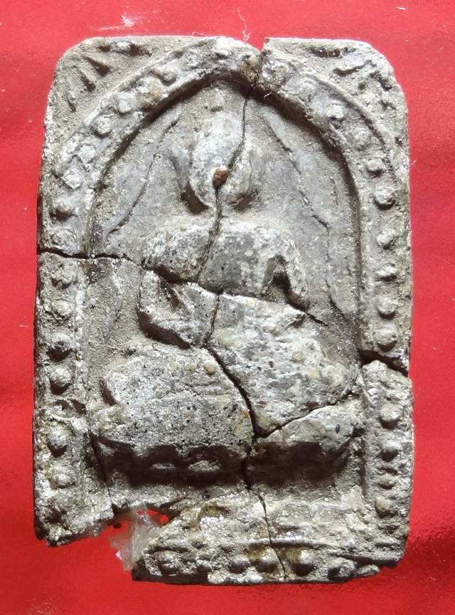  พระกรุท้ายตลาดครับ