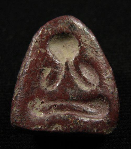 พระปิดตา เนื้อหามวลสารดี สวยไม่ทราบที่ครับ