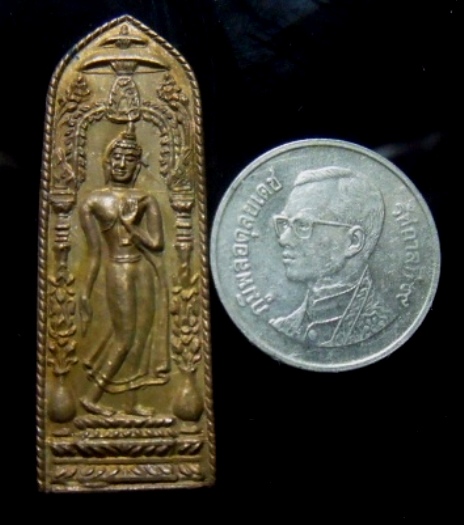 **วัดใจ**พระลีลากำแพงนิ้ว รุ่นแรก หลวงพ่อดี วัดพระรูป จ.สุพรรณบุรี ปี ๒๕๓๖**สวยๆ เชิญชมครับ