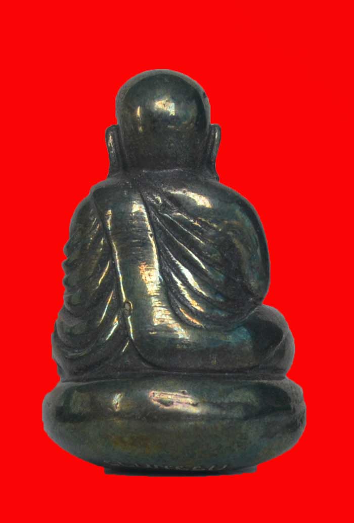 หลวงพ่อเงิน รุ่นกองทุน 53 พิมพ์นิยมเบ้าทุบ เนื้อเมฆสิทธิ์ กรรมการ หมายเลข 444