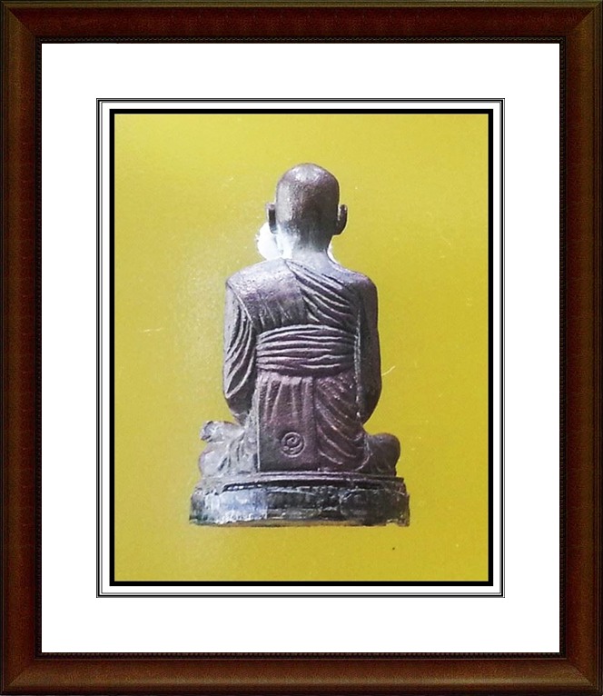 รูปเหมือนสมเด็จพระพุฒาจารย์(โต) หลวงพ่อเกษม เขมโก สุสานไตรลักษณ์