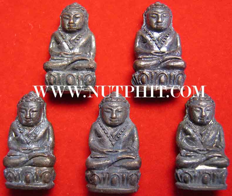 26*พระชัยวัฒน์จิ๋วเนื้อระฆังเก่าแช่น้ำมนต์*หลวงพ่อเกษม 5 องค์แชมป์ทุกองค์*