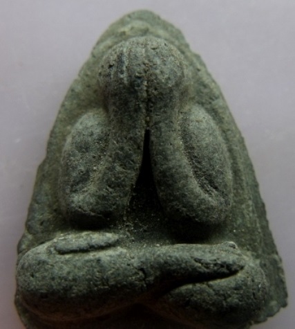 **วัดใจ**พระปิดตาเนื้อผงว่าน เก่าๆ ไม่ทราบที่ สวยๆ**เชิญชมครับ