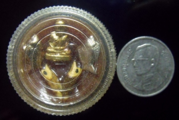 **วัดใจ**สีผึ้งมหาลาภ มหาเสน่ห์ หลวงพ่อเงิน วัดท้ายน้ำ สาริกาคู่ ตะเพียนเงินตะเพียนทอง