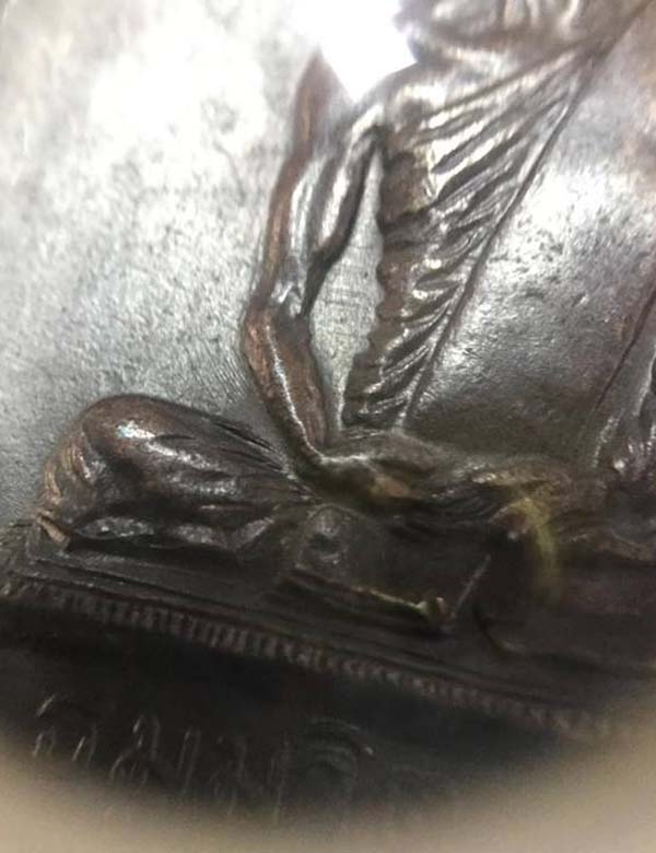 เหรียญนักกร้ามเจ้าคุณนรฯ เลี่ยมพร้อมใช้