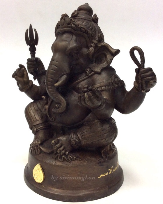 พระพิฆเนศ ปางนั่งบรมครู รุ่น 100 ปี กรมศิลปากร ขนาดบูชา หน้าตัก 4 นิ้วครึ่ง เนื้อโลหะผสม No.2414