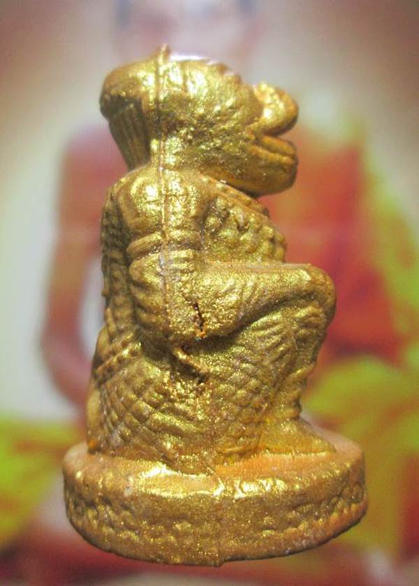 หนุมานชมพูนุช หลวงปู่หมุนวัดทรัพย์ลำใย. เนื้อนิยมทาทองสภาพสวย