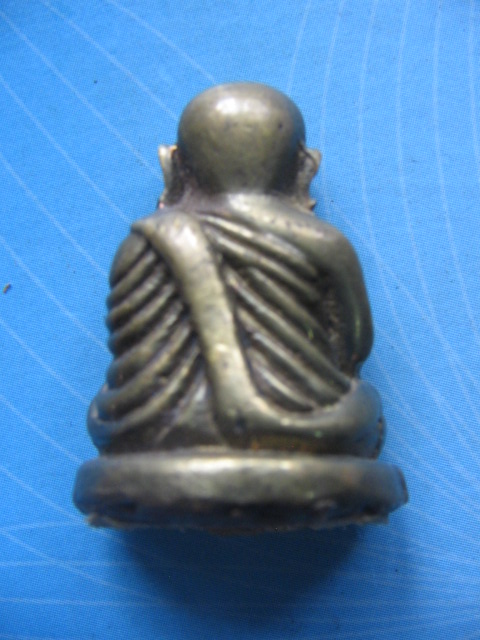 รูปหล่อ หลวงพ่อเงิน วัดบางคลาน พิจิตร เนื้อทองเหลือง เคาะเดียวครับ