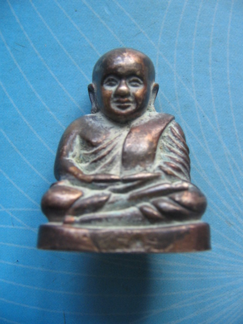 รูปหล่อ หลวงพ่อเงิน บางคลาน พิจิตร อุดกริ่ง เคาะเดียวครับ