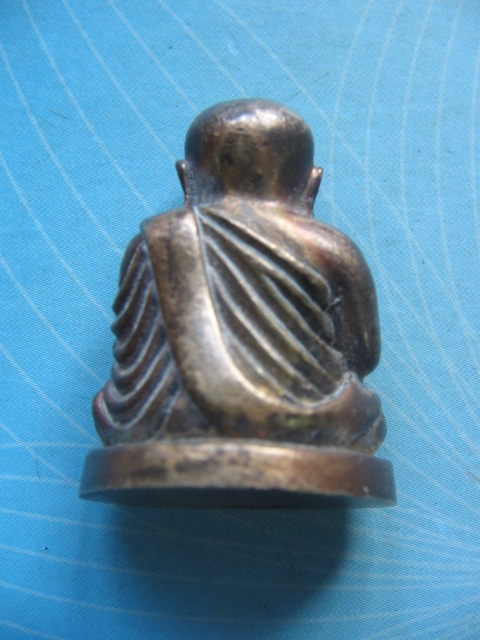 รูปหล่อ หลวงพ่อเงิน บางคลาน พิจิตร อุดกริ่ง เคาะเดียวครับ