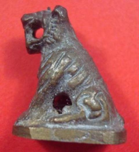 เสืออาคม หลวงปู่หมุน ฐิตสีโล รุ่นแรกและรุ่นเดียว เสาร์ 5 มหาเศรษฐี ตอกโค๊ต (๔)