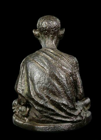 รูปหล่อก้นหนู ปี 18 เนื้อนวะ หลวงพ่อเกษม เขมโก