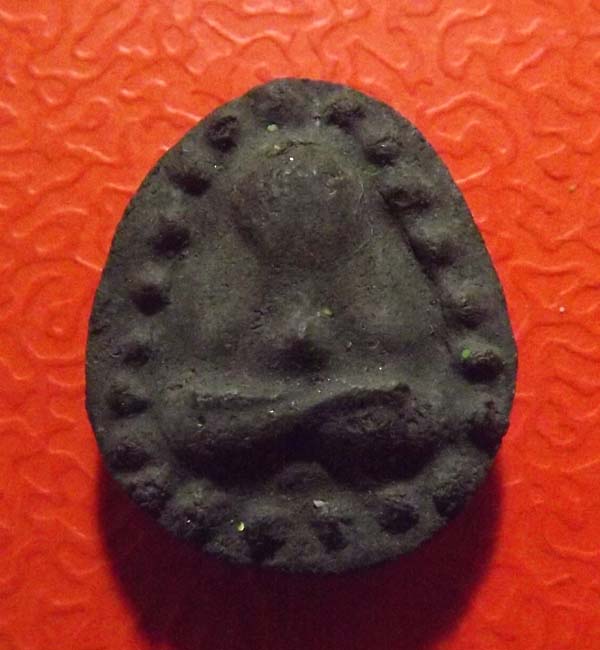 พระปิดตา หลวงพ่อคง วัดวังสรรพรส พิมพ์ข้างจุด เนื้อดินผงว่าน7ป่าช้า