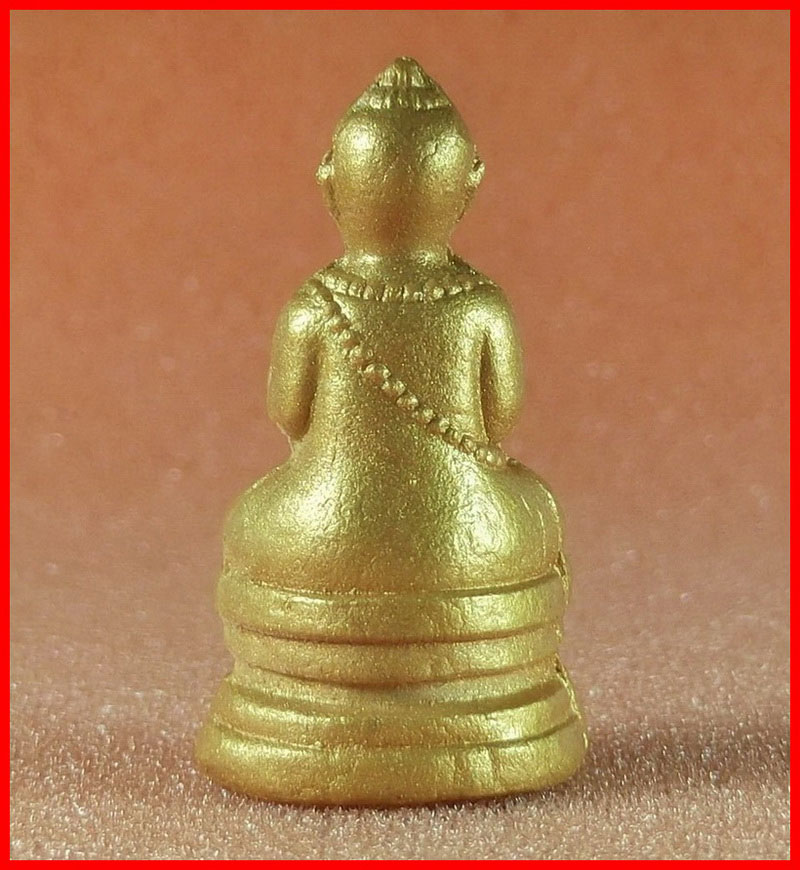 พรายกุมารทอง เนื้อผงพรายกุมาร รุ่นแรก หลวงพ่อสาคร วัดหนองกรับ จ.ระยอง ปี 2552