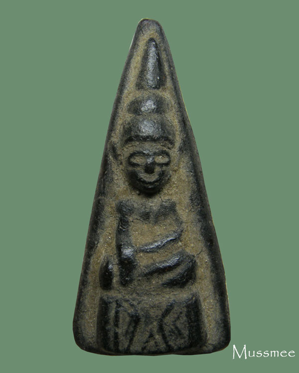 @@@ พระว่านจำปาศักดิ์ ของดีพุทธคุณแรง ประสบการณ์สูง องค์นี้สวยสมบูรณ์มีหน้าตาครับสภาพสวย@@@