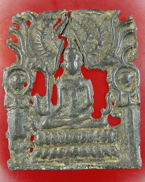 พระปรุหนังเนื้อตะกั่ว พิมพ์บัวตุ่ม เก่าสวยไม่ทราบที่ครับ