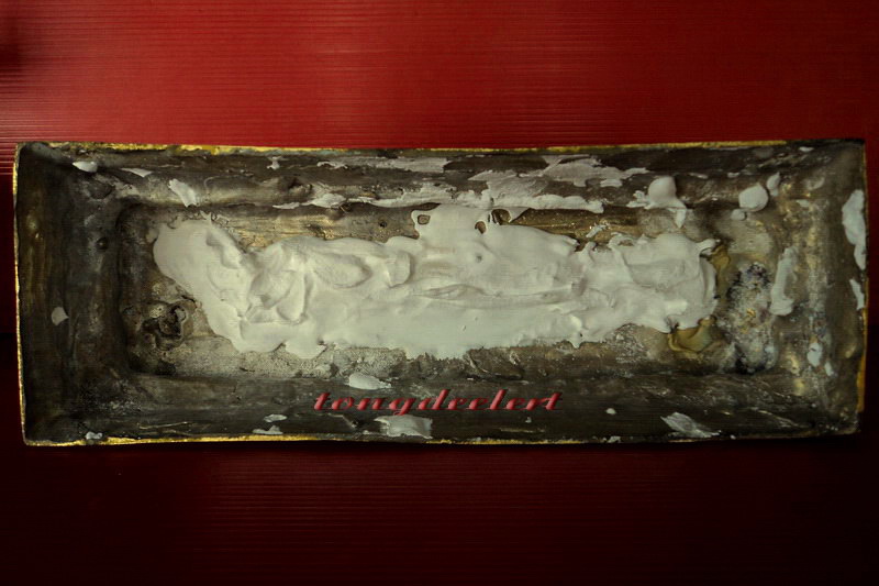 พระบูชาปางไสยาสน์(พระประจำวันอังคาร) ปิดทอง ตามุก สวยมากค่ะ