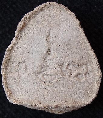 พระปิดตามหาเสน่ห์ หลังยันต์พุทโธ เนื้ออิทธิเจ 